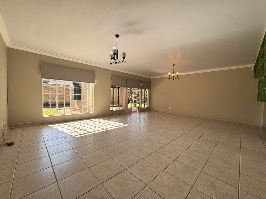 4 Bedroom Property for Sale in Wilkoppies North West